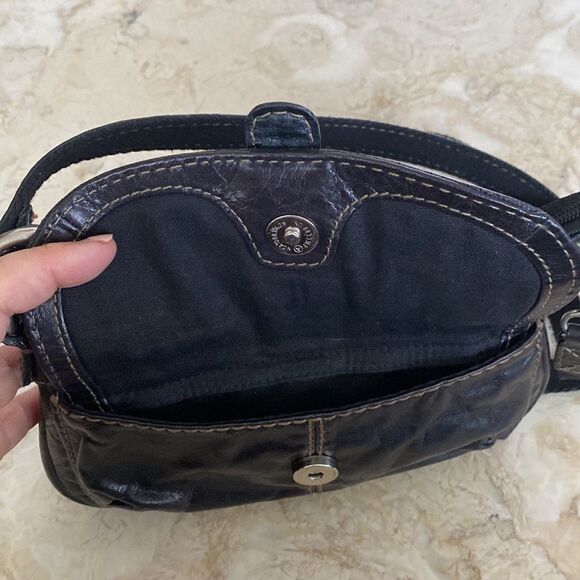 Fossil Mini Leather Handbag w/ detachable Shoulder Strap - Picture 8 of 10